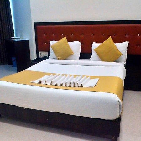 The Best Hotel Мумбаї Екстер'єр фото