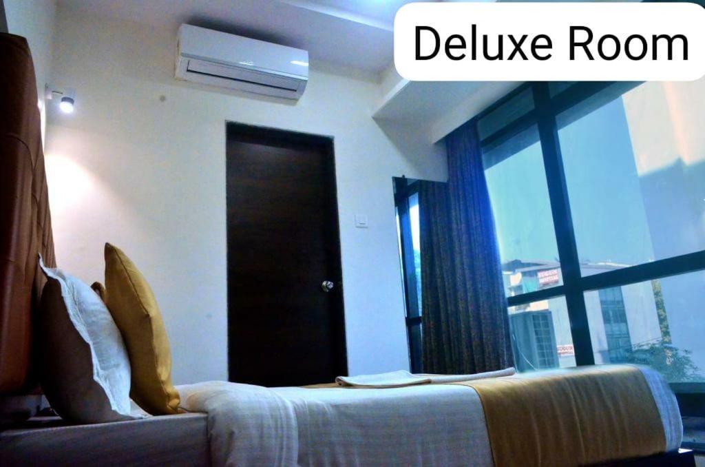 The Best Hotel Мумбаї Екстер'єр фото